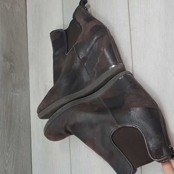 Donald j Pliner Womens Dillon Ankle Wedge Distressed Leather Boots shoes - Picture 7 of 13